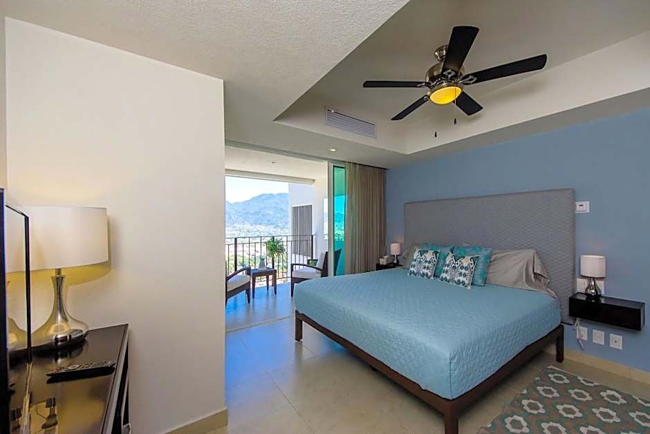 Grand Venetian Condominium