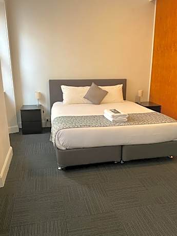 King Room with Private Bathroom