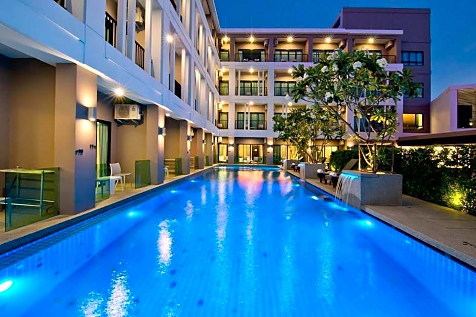 Hotel J Residence (SHA Plus)