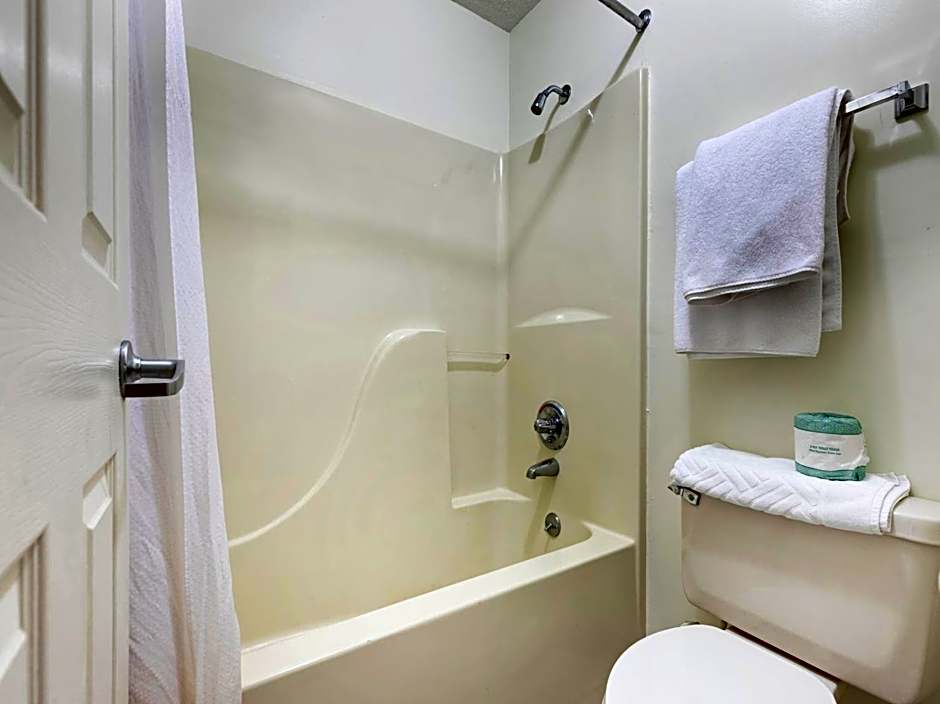 Mansion View Inn & Suites