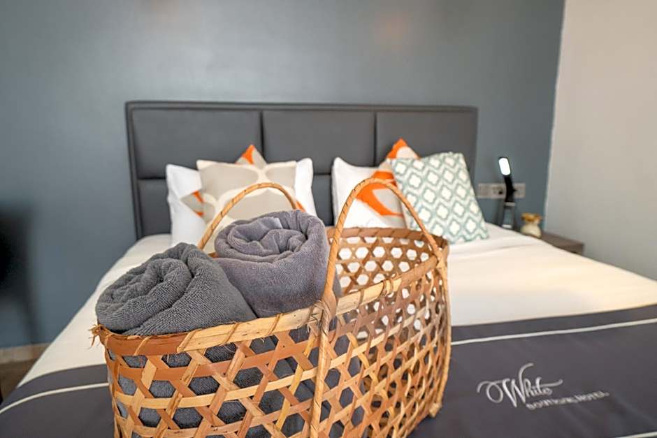 White Boutique Hotel and Restaurant