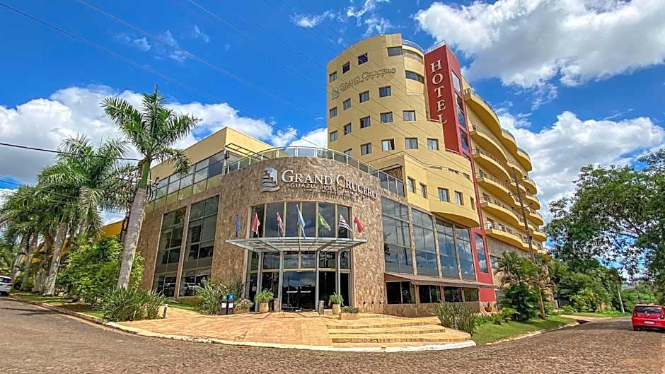 Grand Crucero Hotel