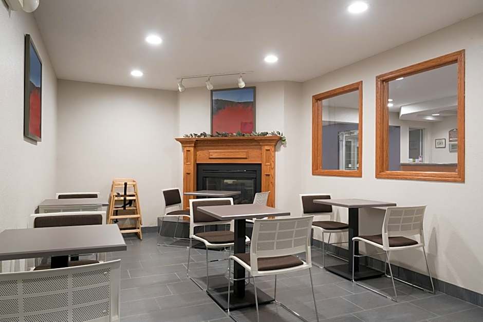 Microtel Inn & Suites By Wyndham Springfield