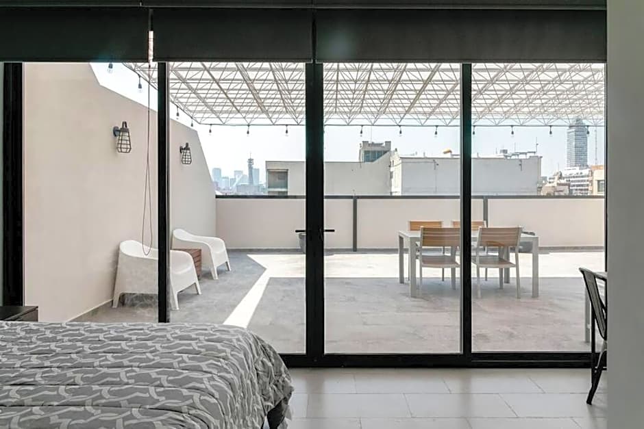 1PH Hidden gem in Centro Fits 10 private terrace