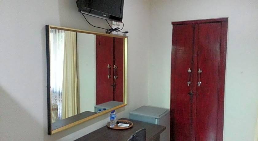 Dewa Bharata Bungalows Legian