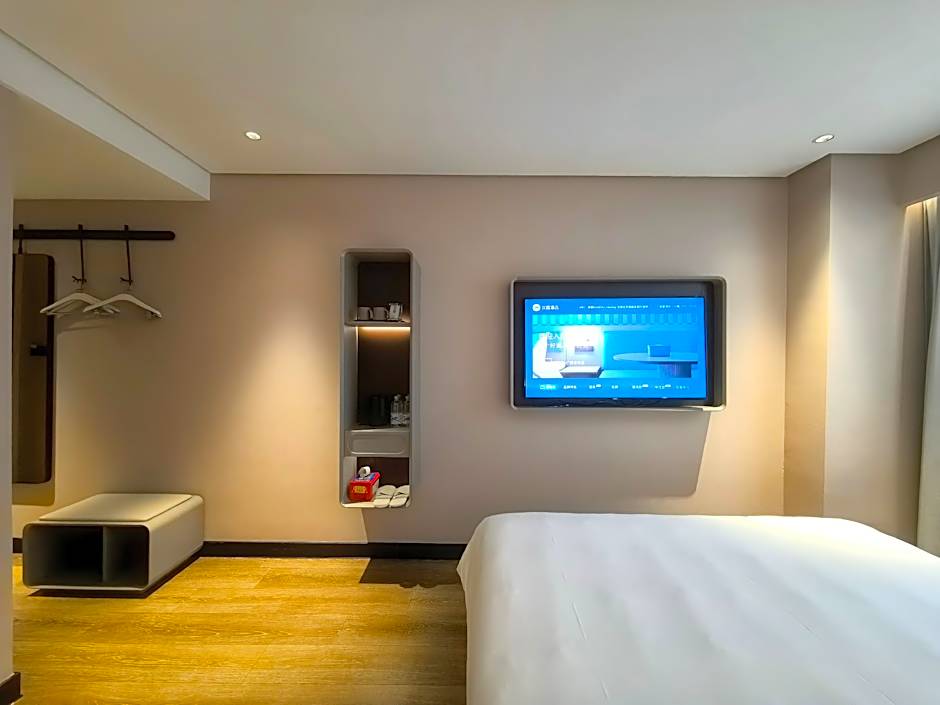 Hanting Hotel Zhangjiagang Golden Port