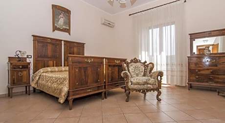 Double or Twin Room with Garden View