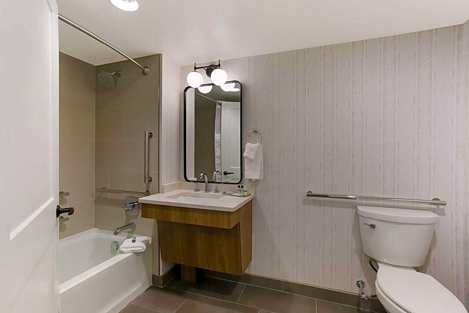 Best Western Premier The Central Hotel & Conference Center