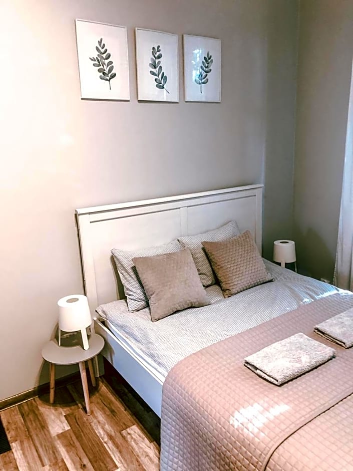Bankowa 8 Guest Rooms