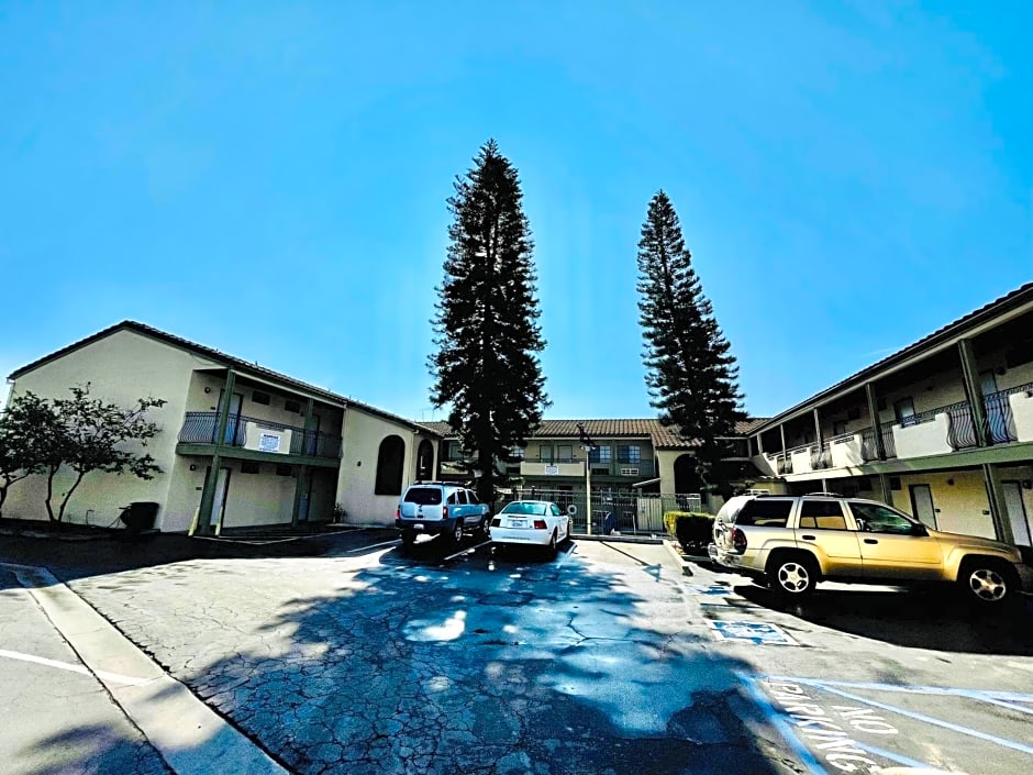 Rodeway Inn