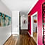 Beverly Hills Chic 2 bed 2bath with Patio and Parking 309