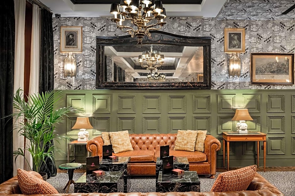 NH Collection Valencia Colon