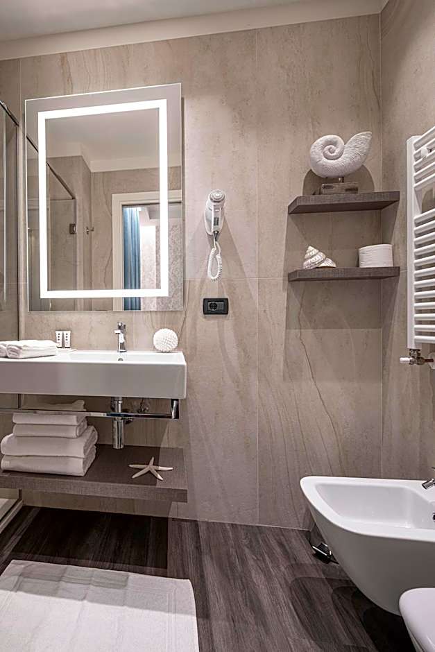 Litoraneo Suite Hotel