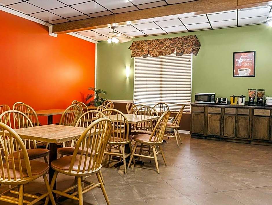 Motel 6 Hamilton, Al