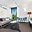 City Harbour Apartments