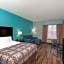 La Quinta Inn & Suites by Wyndham Knoxville East