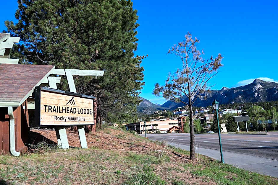 Trailhead Lodge