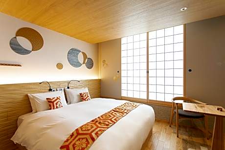 Double Room Private Bathroom