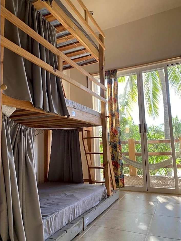 La Palmera Hostel