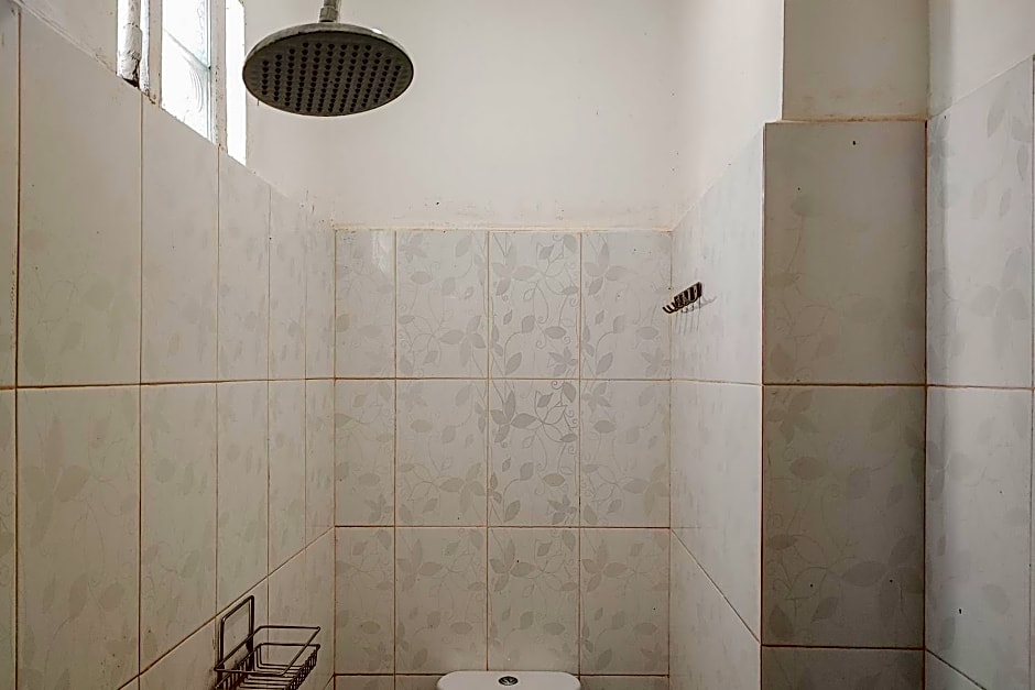 RedDoorz Syariah @ Penginapan Citra Alam 2