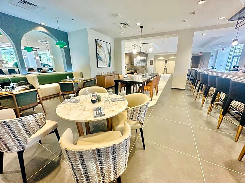 Delta Hotels by Marriott Colonial Heights