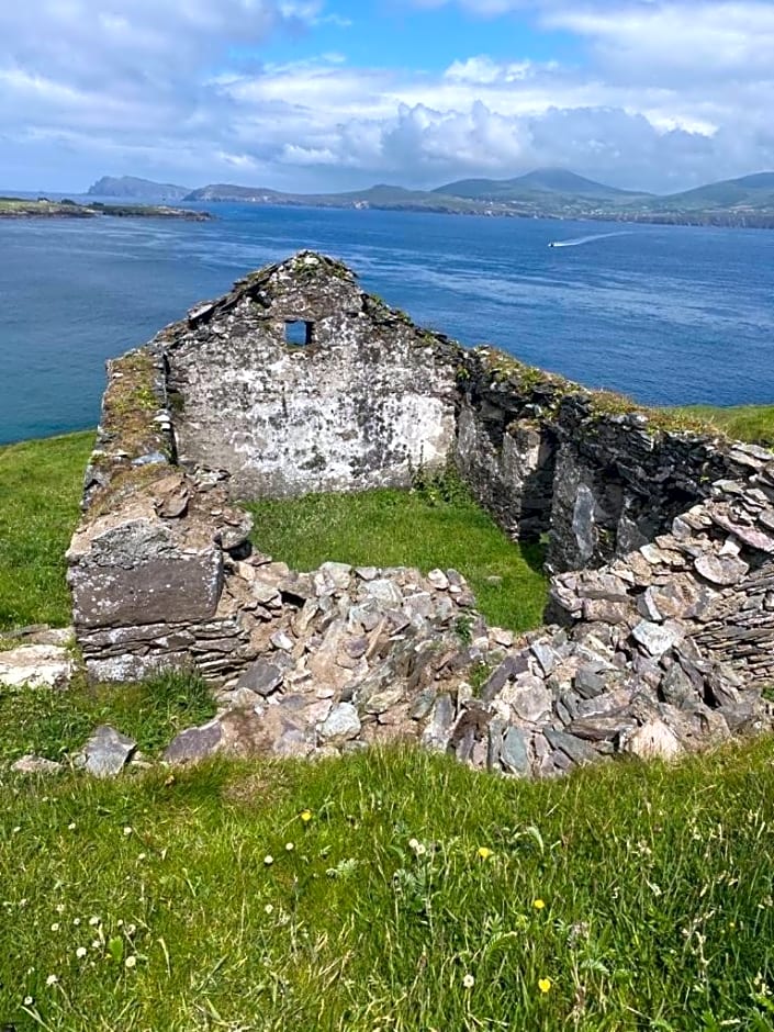 Beenoskee Bed and Breakfast