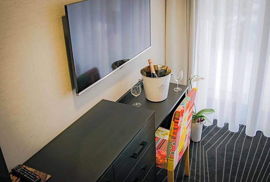 Axel Boutique Jacuzzi & Sauna