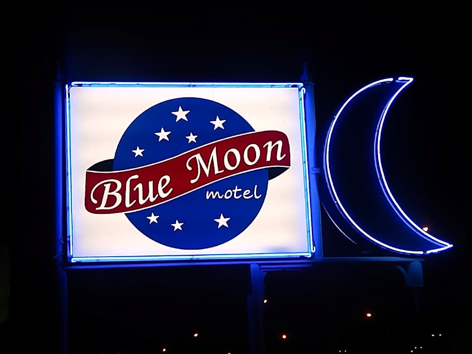 Blue Moon Motel