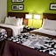 Country Inn & Suites by Radisson, Roanoke Rapids