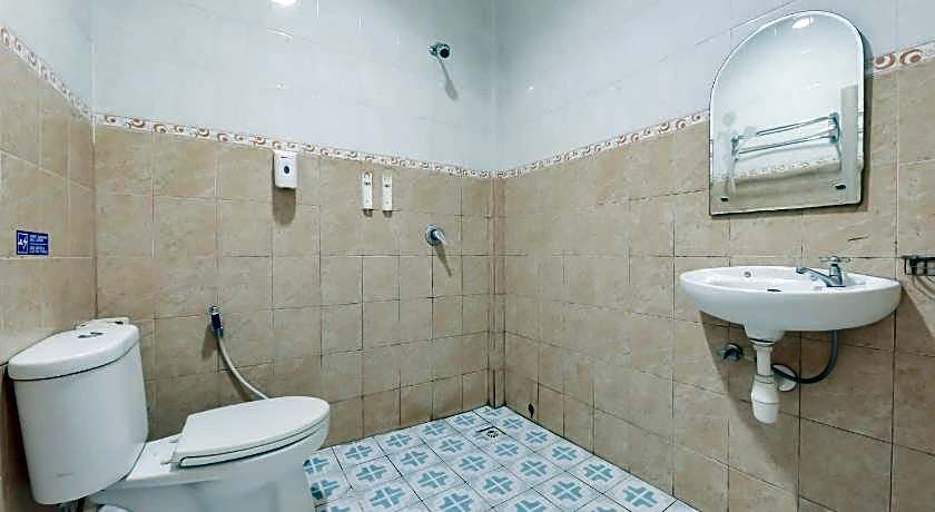 RedDoorz Syariah near Taman Bekapai 2