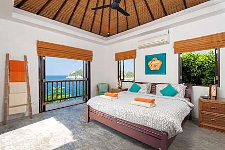 C5 Five-Bedroom Pool Villa - Beach Front