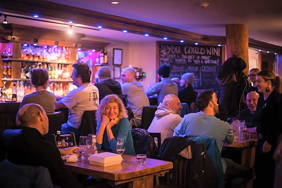 Fully Renovated Ski-in/out Loft with Private Hot Tub!