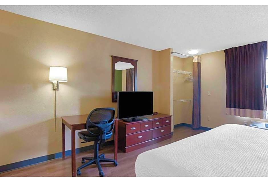 Studio 6 Suites Greenville, SC - Haywood Mall