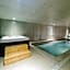 Casa d'Henrique Retreat Pool and Spa