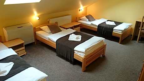Triple Room with Three Single Beds
