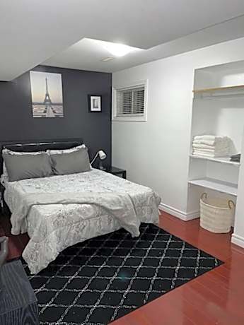 1 bedroom with private entrance