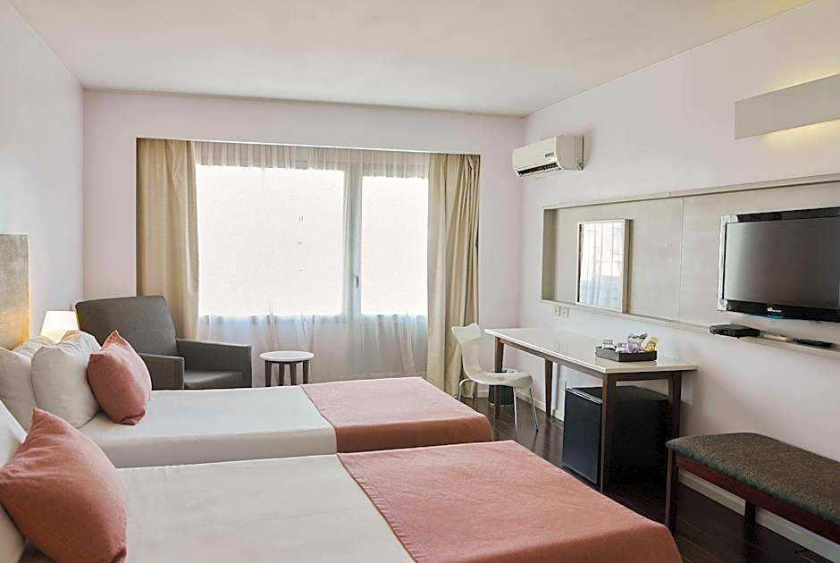 Dazzler by Wyndham Buenos Aires Recoleta