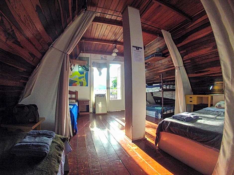 Cabanna Hostel & Turismo