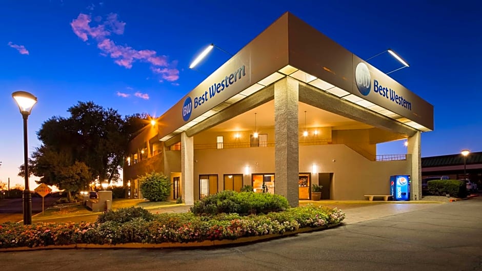 Best Western InnSuites Tucson Foothills Hotel & Suites