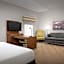 Hampton Inn By Hilton Knoxville-North
