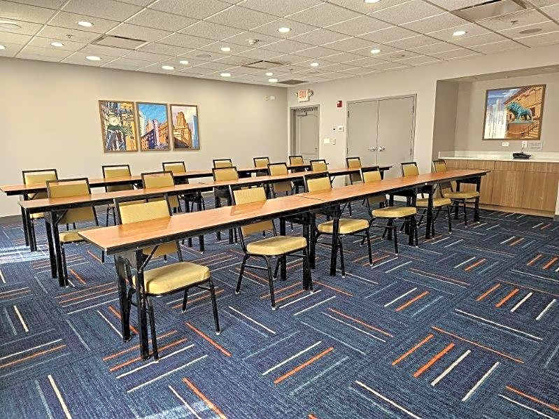 Hampton Inn By Hilton & Suites Chicago Deer Park