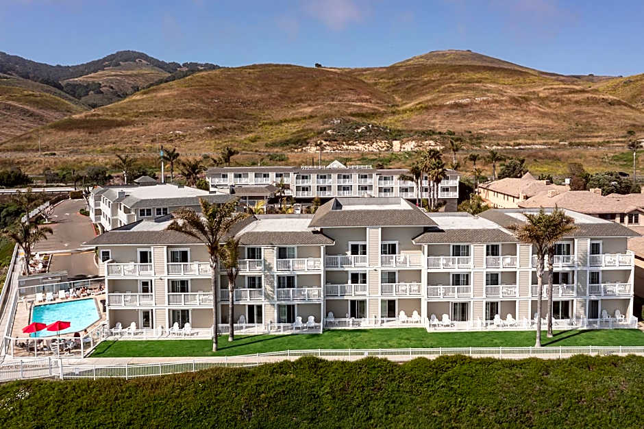 Pismo Lighthouse Suites