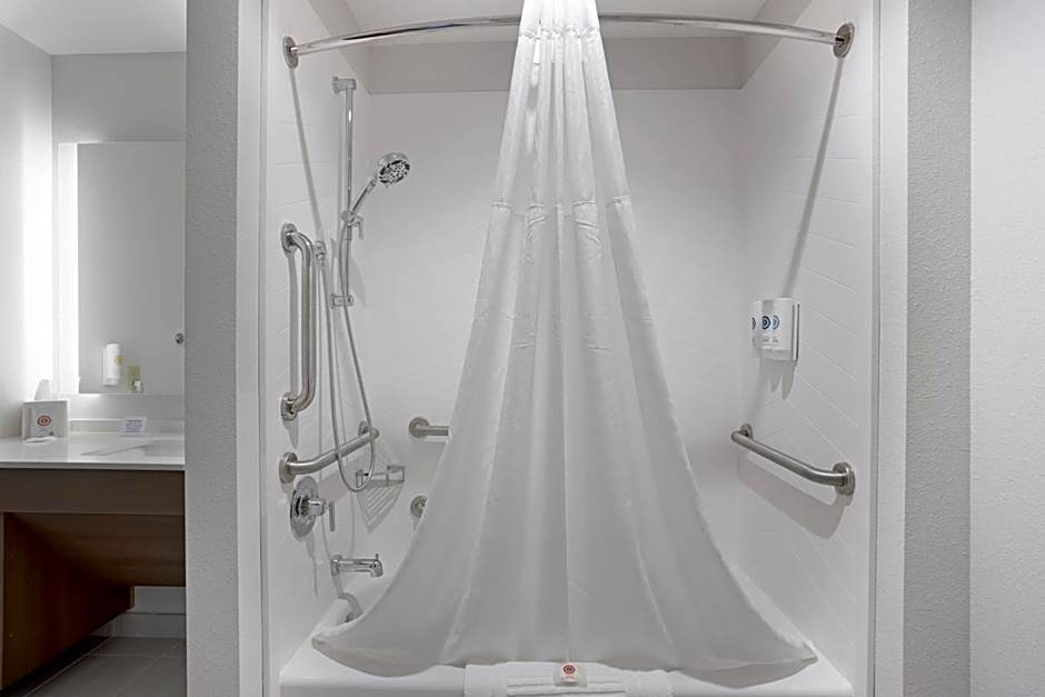 Comfort Inn & Suites Mountain Grove US-60