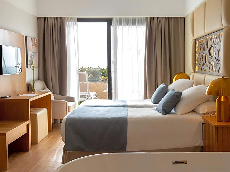 Alexandre Grand Teguise Playa