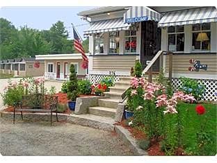 Coast Village Inn and Cottages