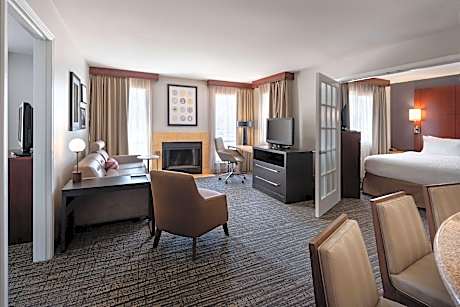 Two Bedroom Suite - King in Each