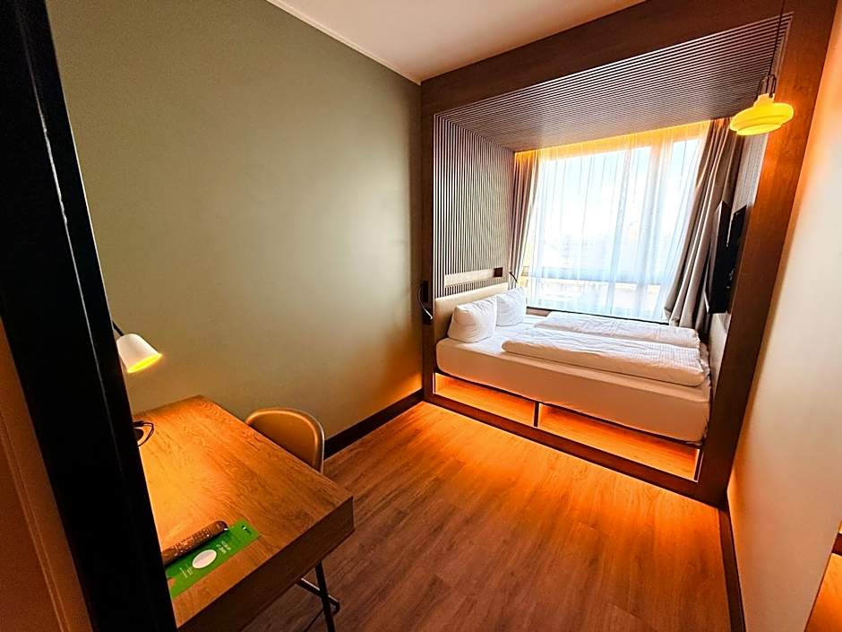 Hotel Astor Kiel by Campanile