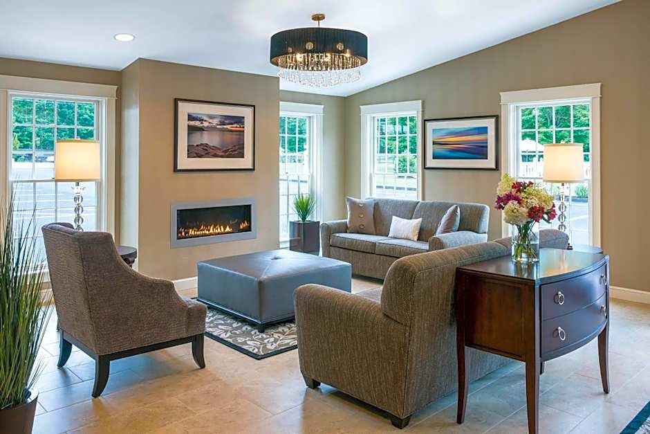 Port Inn & Suites Kennebunk, an Ascend Collection Hotel