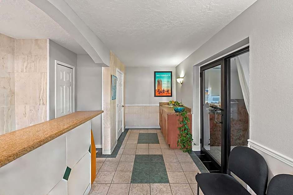 Travelodge by Wyndham Suites St Augustine