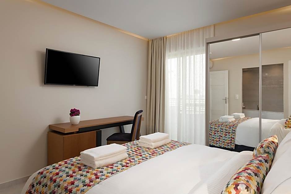 Bio Suites Hotel & Spa